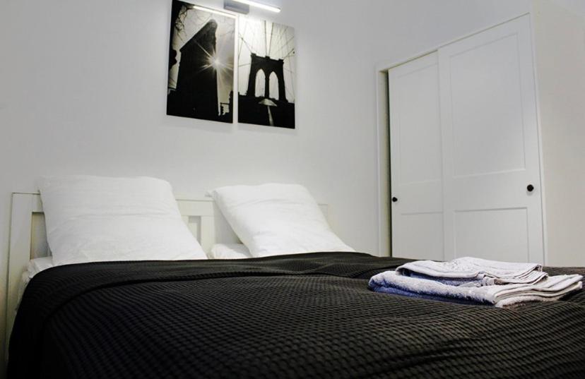 Elegant Apartment In The Center Of Sofia Ngoại thất bức ảnh